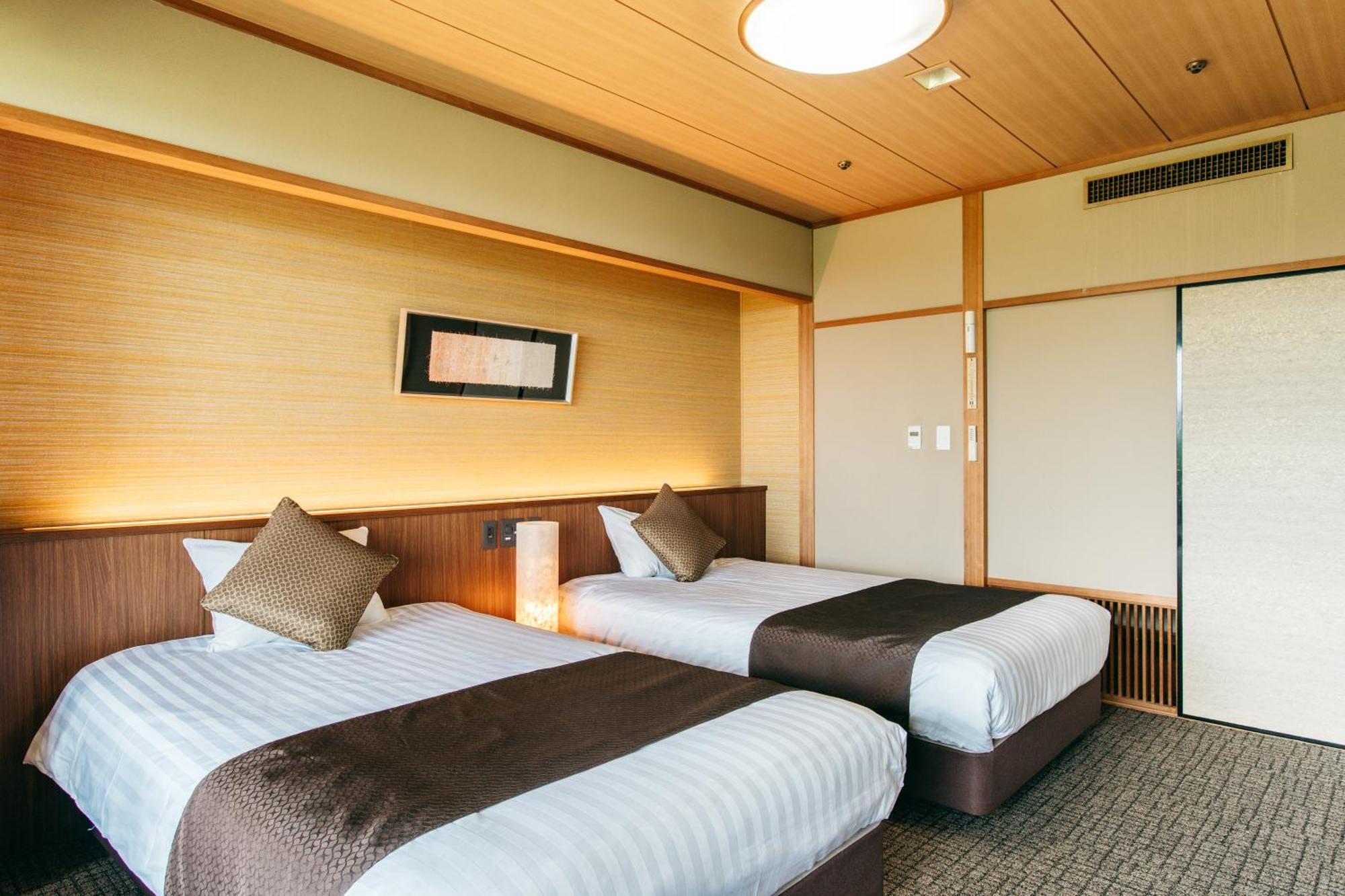 Kamenoi Hotel Tondabayashi Exterior photo